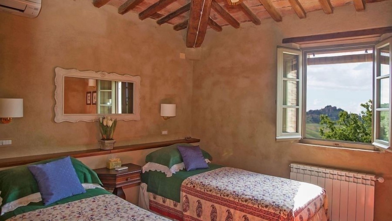 Photo of Bedroom in San Giovanni d'Asso