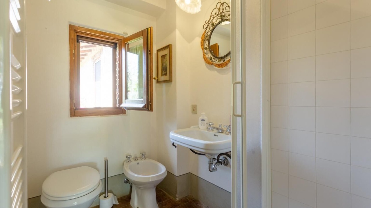 Photo of Bathroom in Parrano