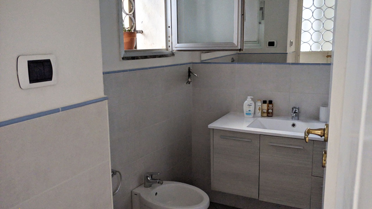 Photo of Bathroom in Raito