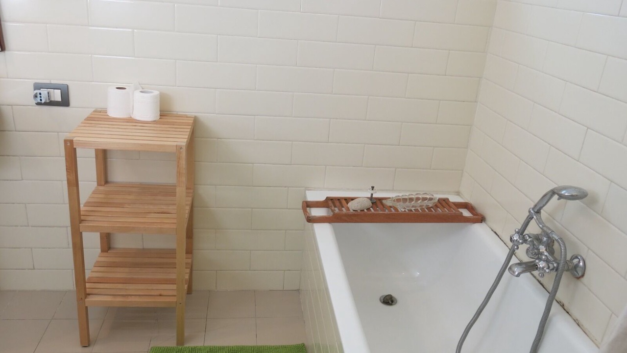 Photo of Bathroom in Naples City Centre