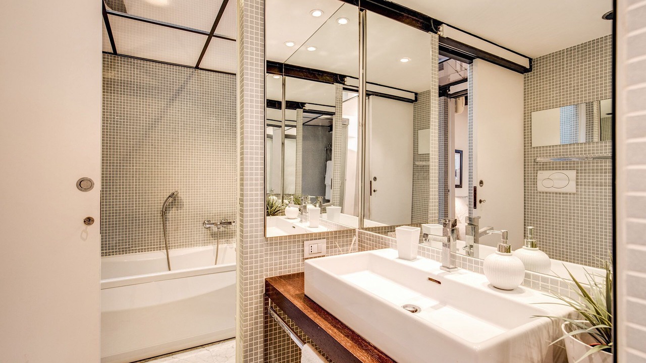 Photo of Bathroom in Trastevere