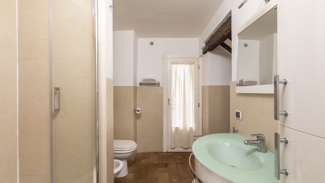 Photo of Bathroom in Monti