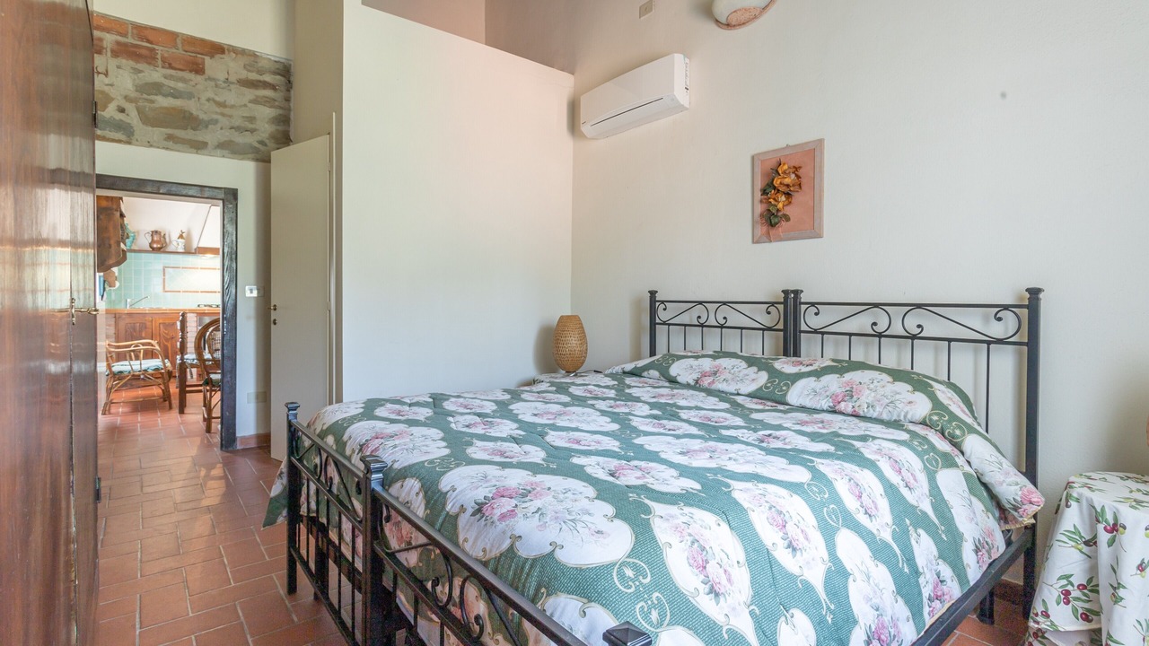 Photo of Bedroom in Magliano in Toscana