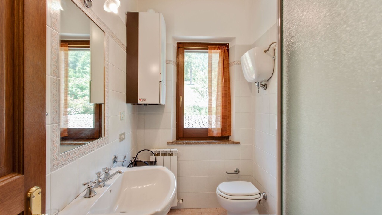 Photo of Bathroom in Assisi