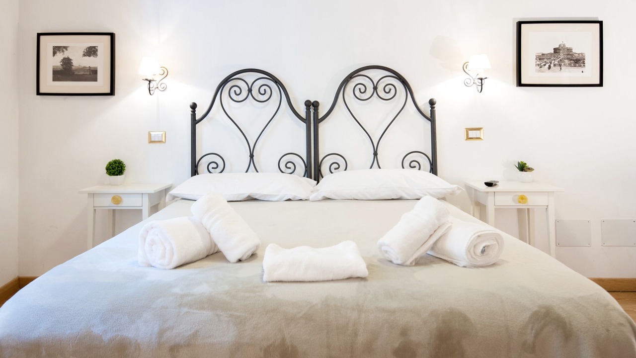 Photo of Bedroom in Rione VI Parione