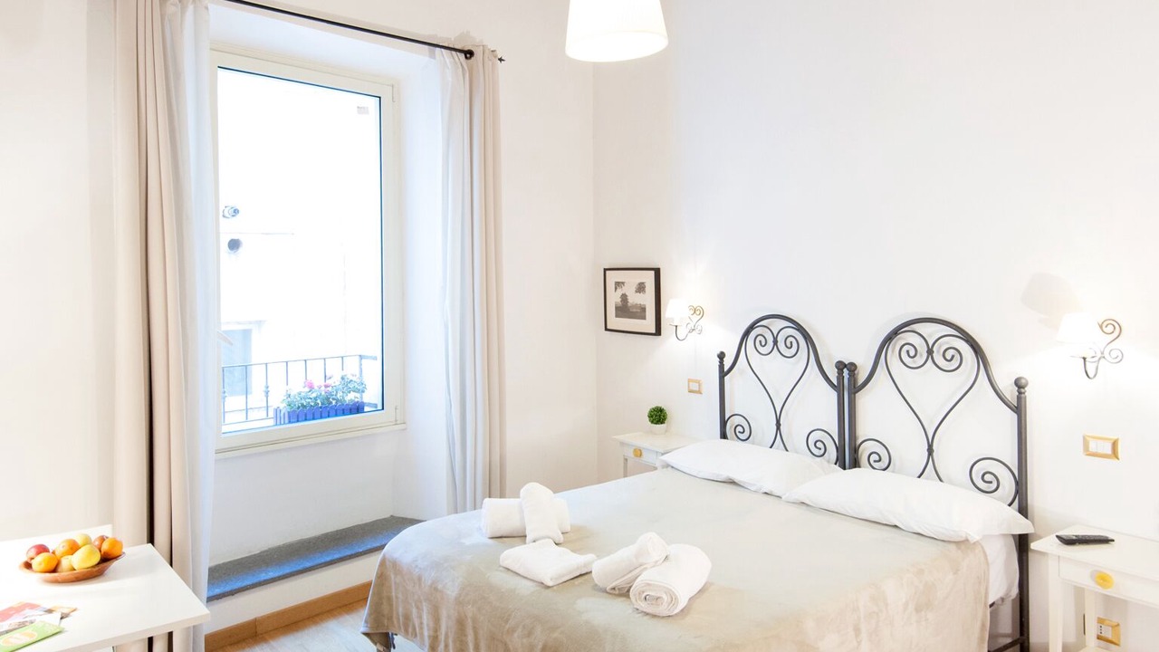 Photo of Bedroom in Rione VI Parione