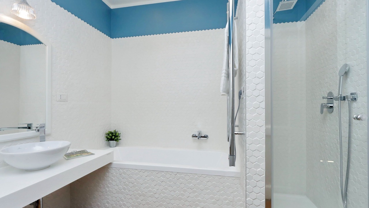 Photo of Bathroom in Repubblica