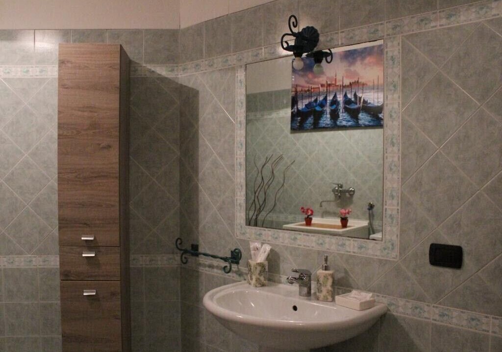 Photo of Bathroom in Castelmezzano