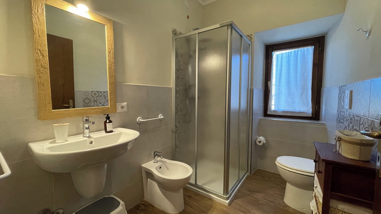 Photo of Bathroom in Montemonaco