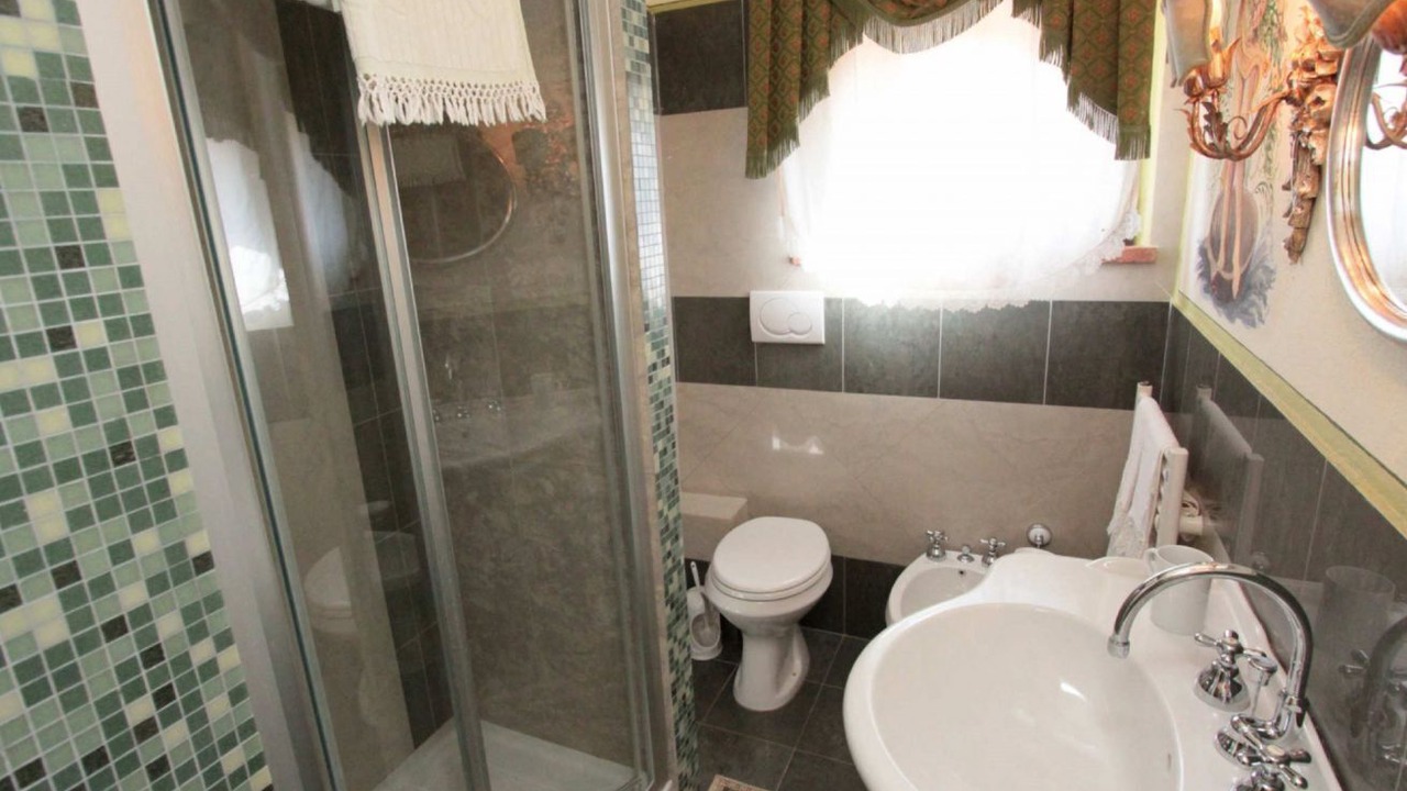 Photo of Bathroom in Badia