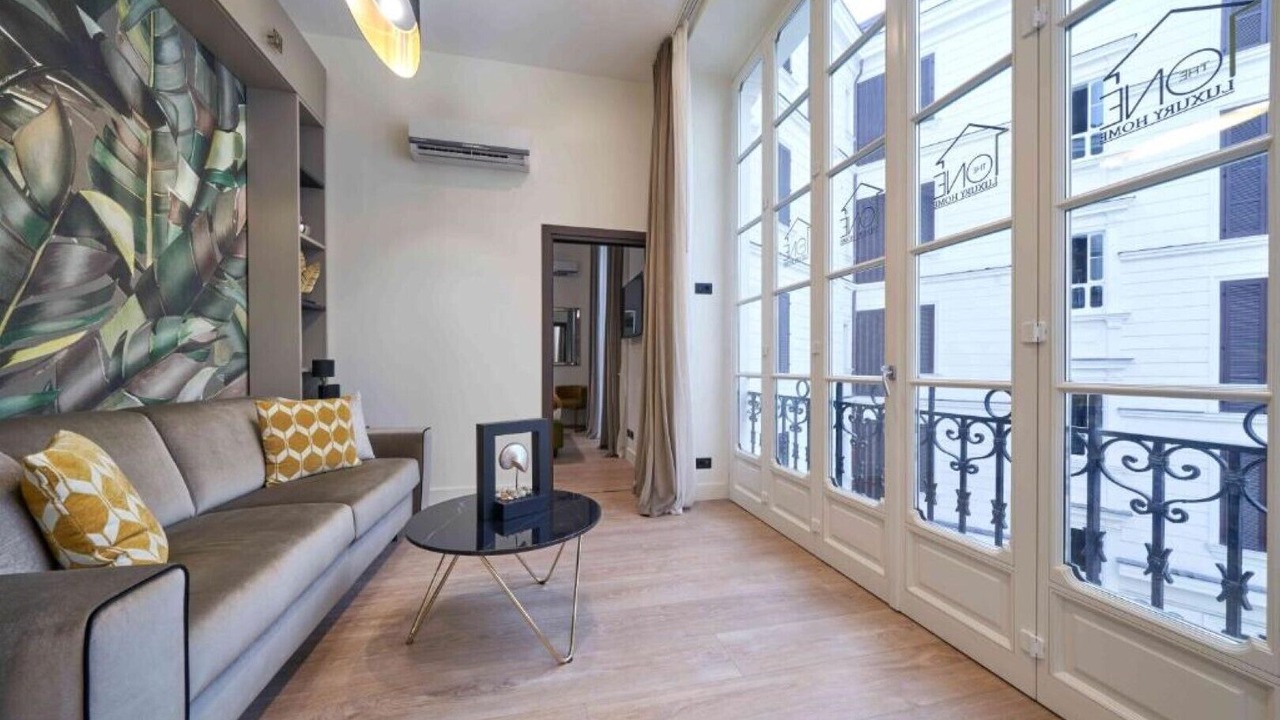 Photo of Livingroom in Naples City Centre