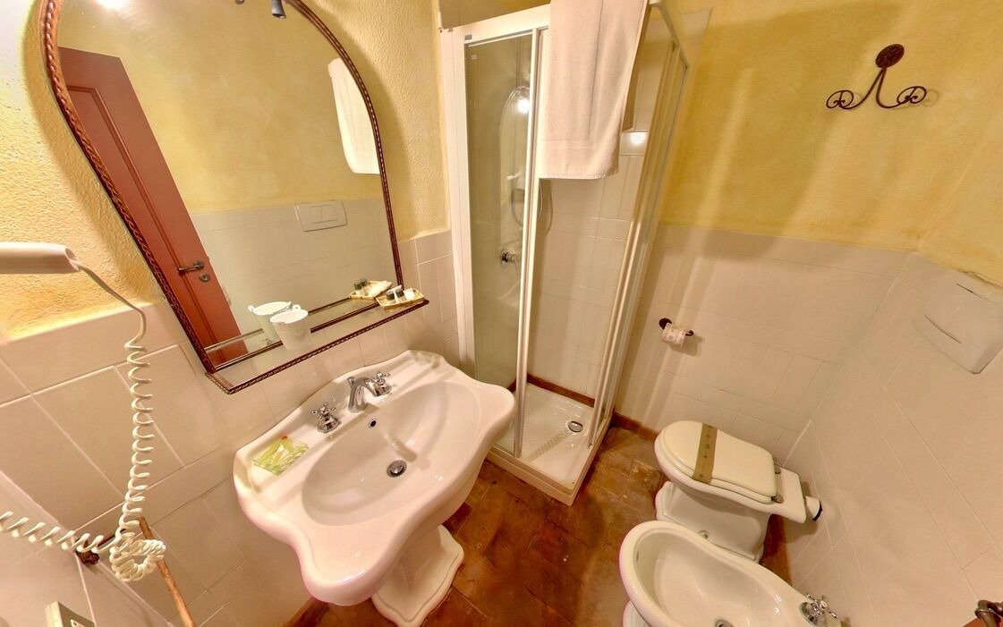 Photo of Bathroom in Foce