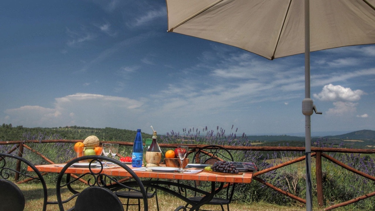 Photo of Patio Balcony in Casole d'Elsa