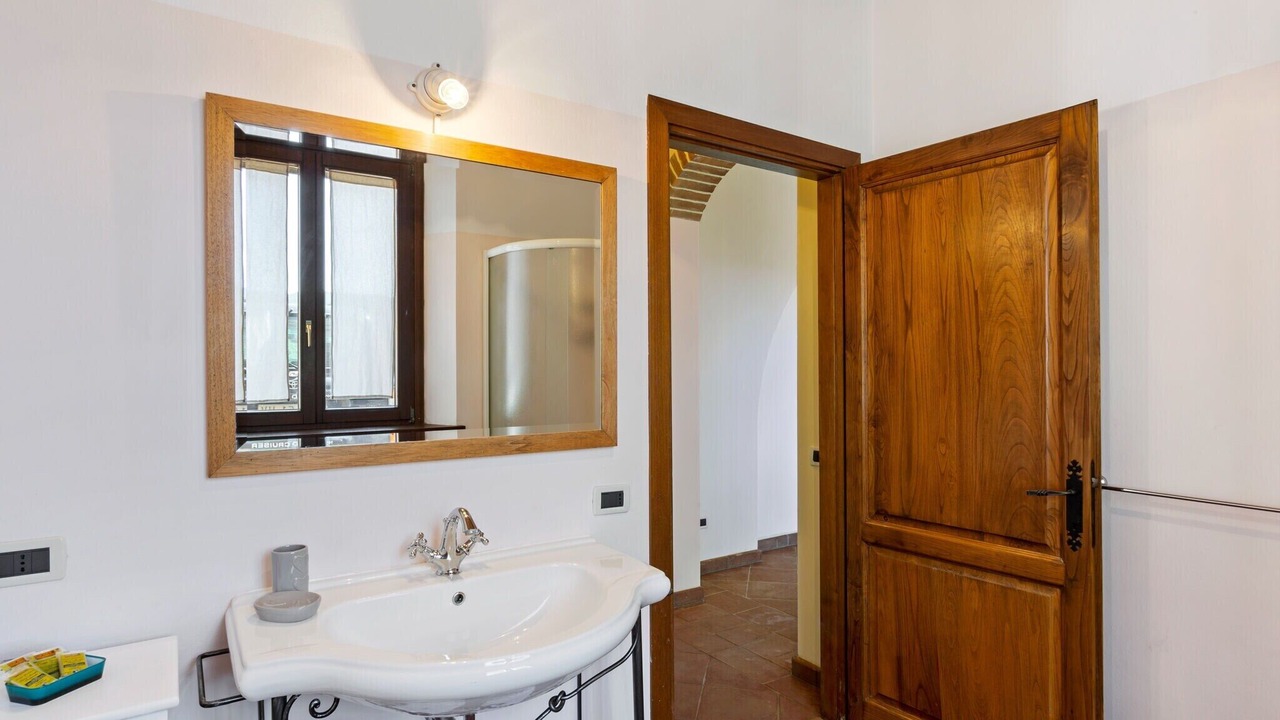 Photo of Bathroom in Suvereto