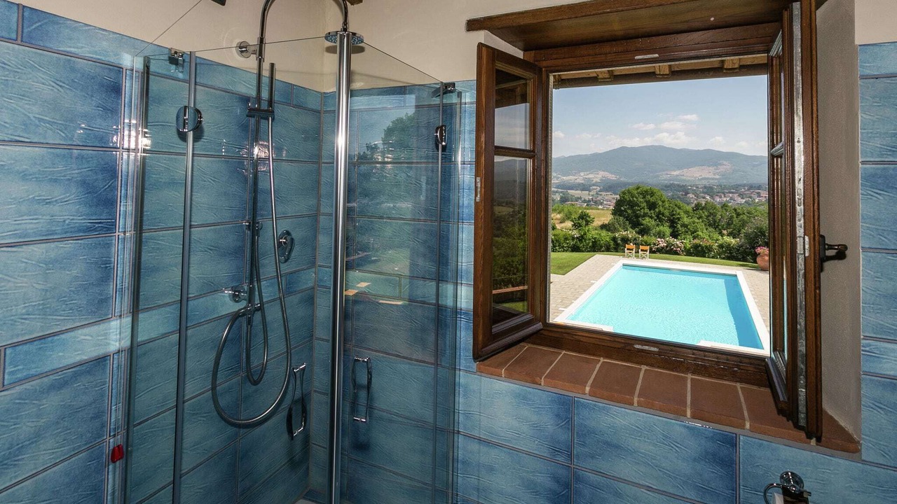 Photo of Bathroom in Poppi
