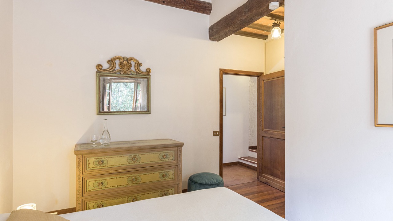 Photo of Bedroom in Pergo