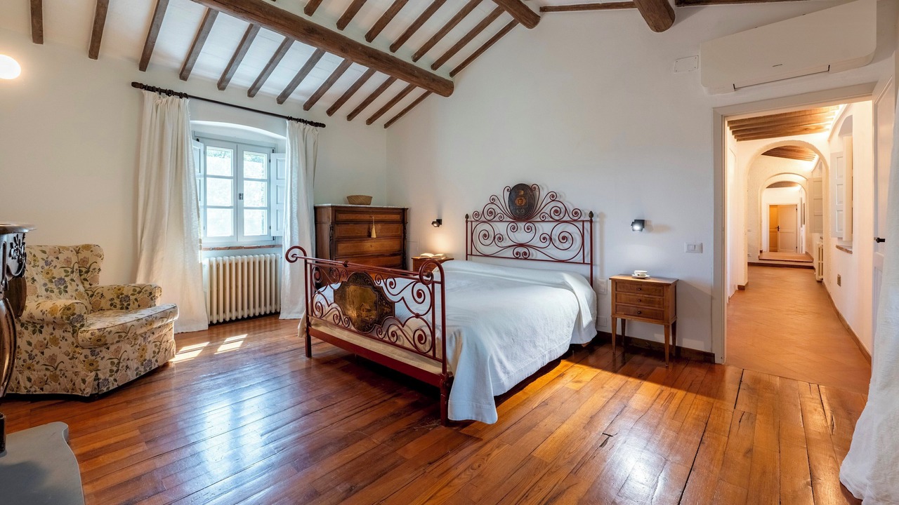 Photo of Bedroom in Pergo
