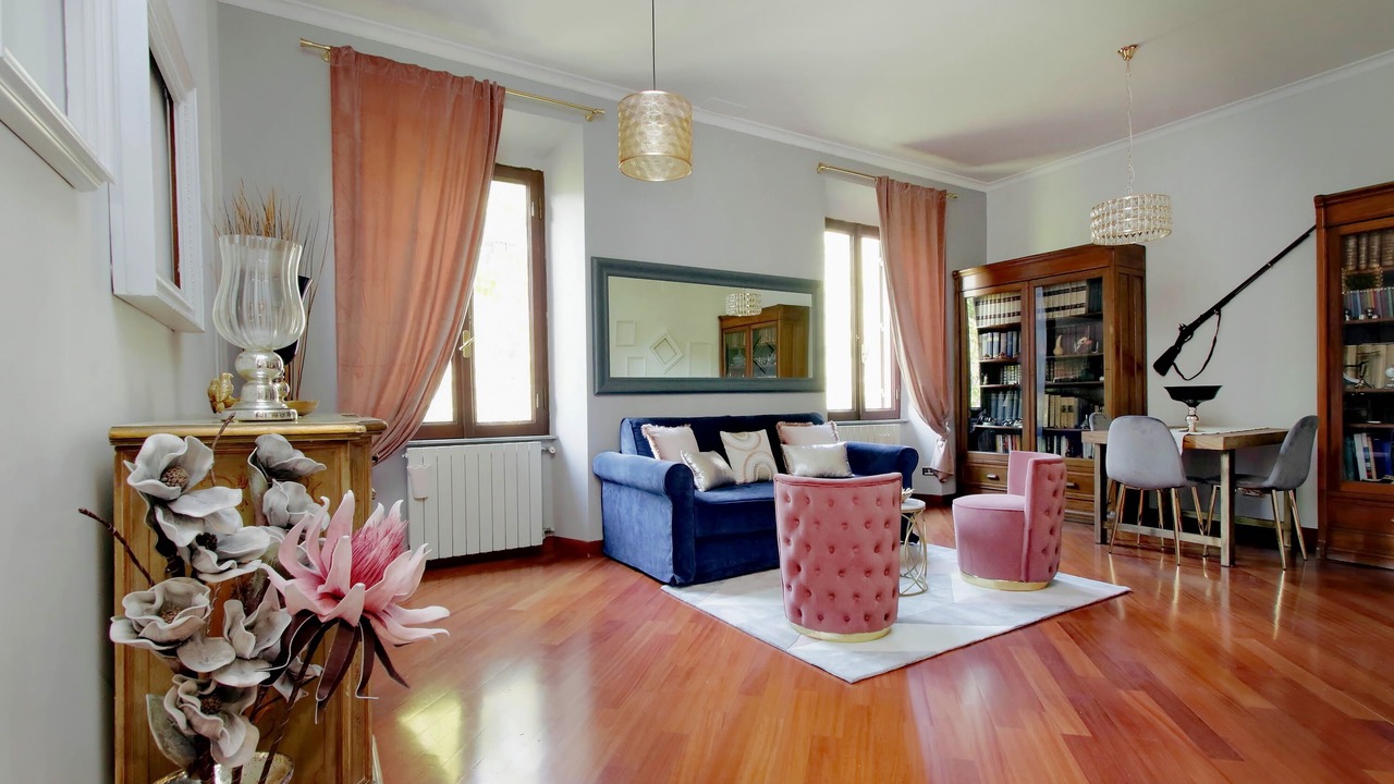 Photo of Livingroom in Prati