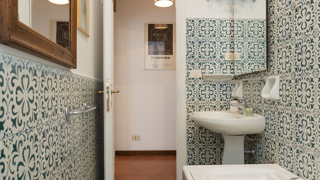 Photo of Bathroom in Rione VII Regola