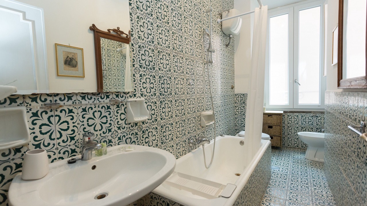 Photo of Bathroom in Rione VII Regola