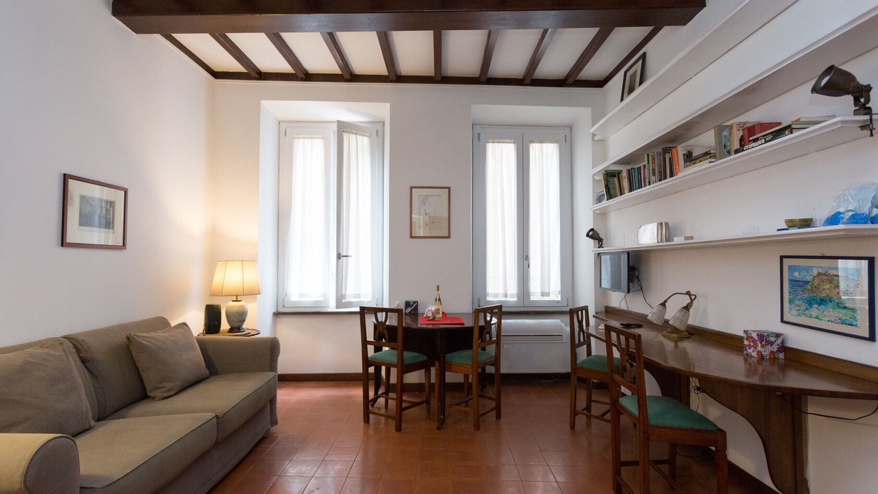 Photo of Livingroom in Rione VII Regola