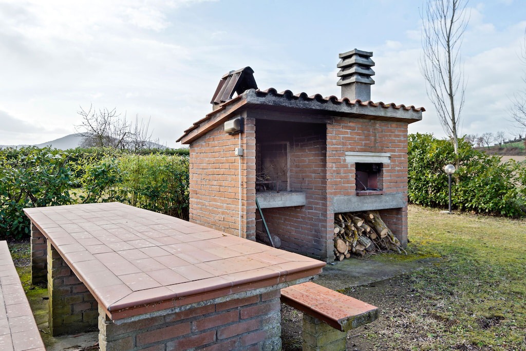 Photo of Buildings in Collesanto