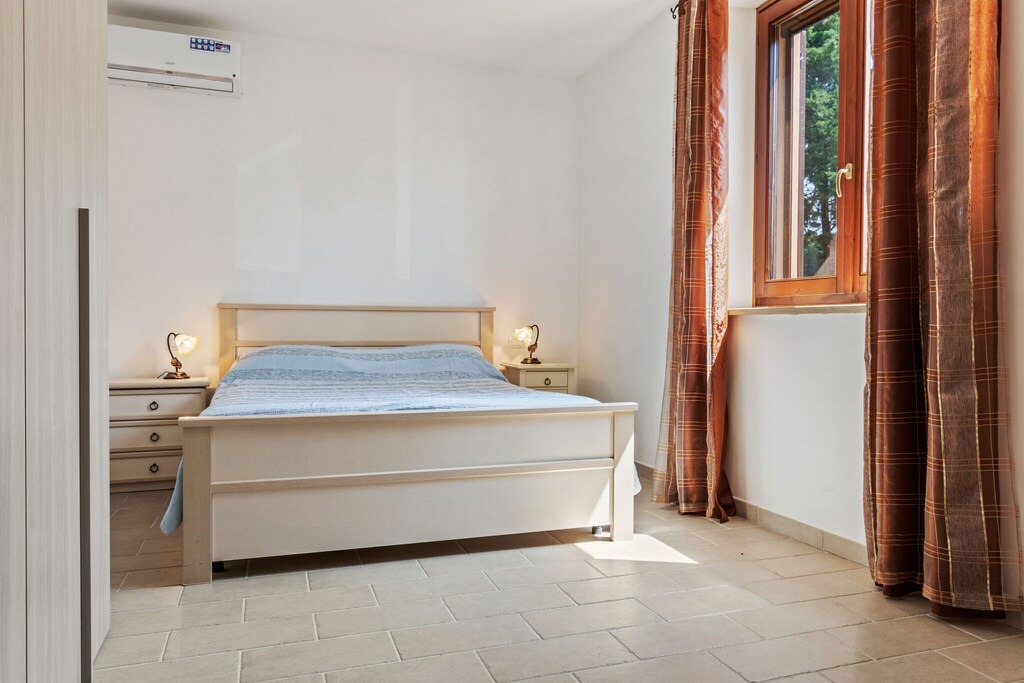 Photo of Bedroom in Montone