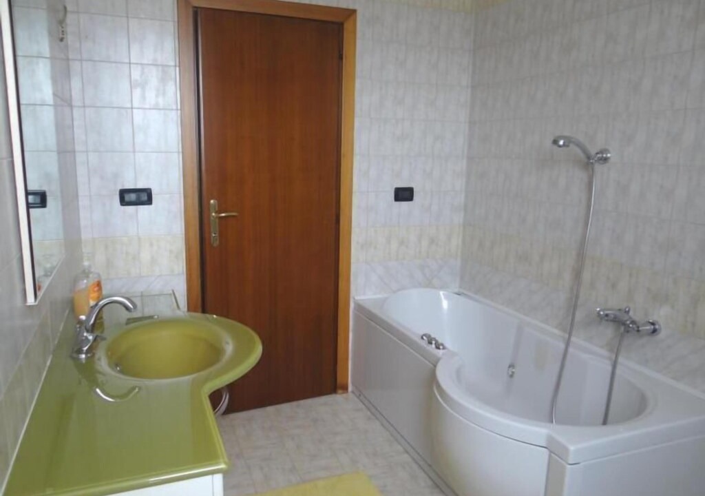 Photo of Bathroom in Martinsicuro