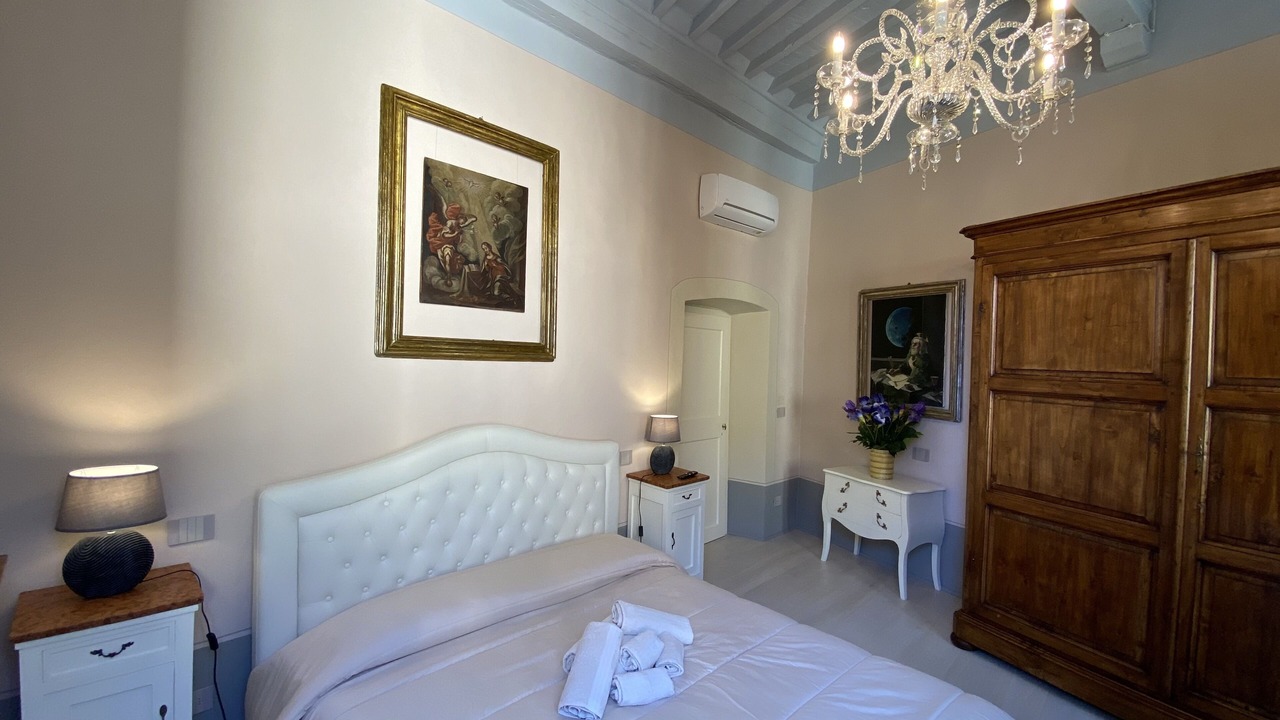 Photo of Bedroom in Cortona Old Town