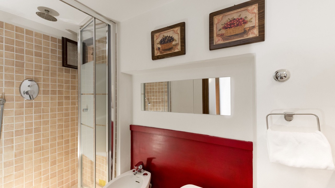 Photo of Bathroom in Rione VII Regola
