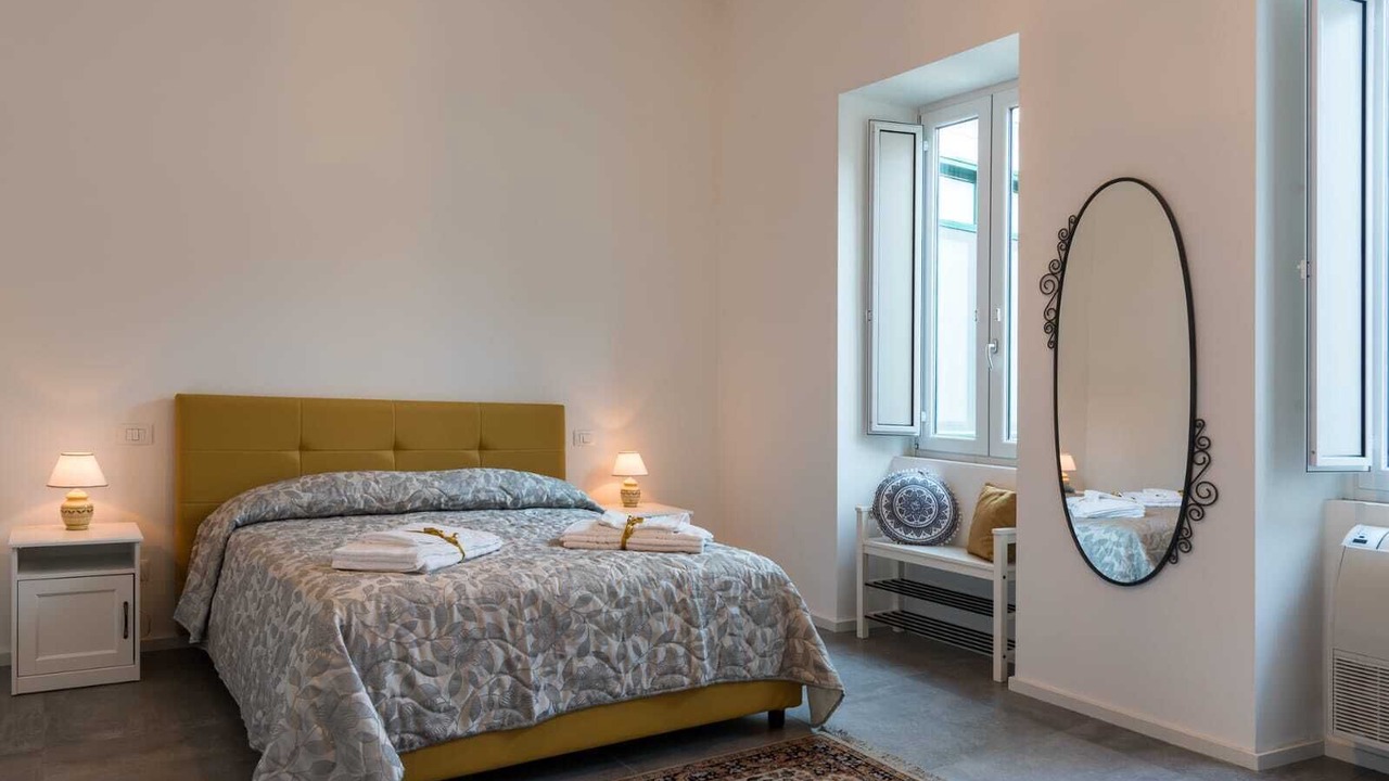 Photo of Bedroom in Historical Downtown Salerno