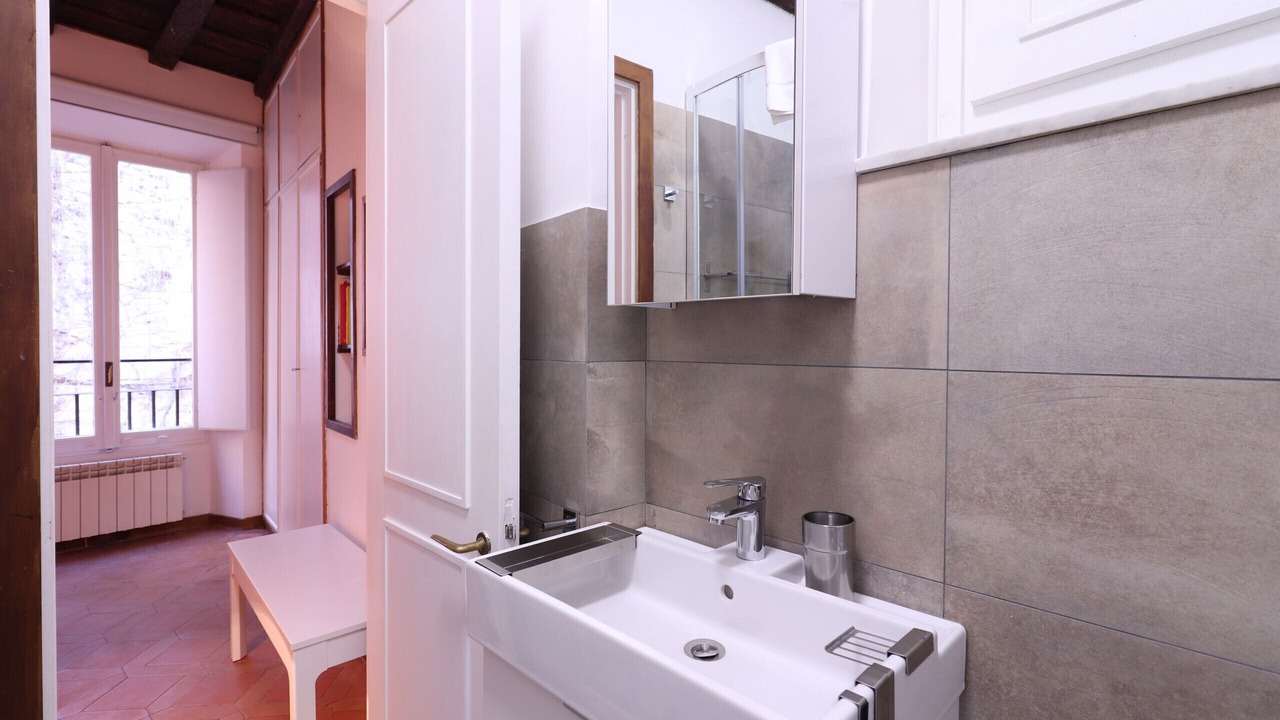 Photo of Bathroom in Rione V Ponte