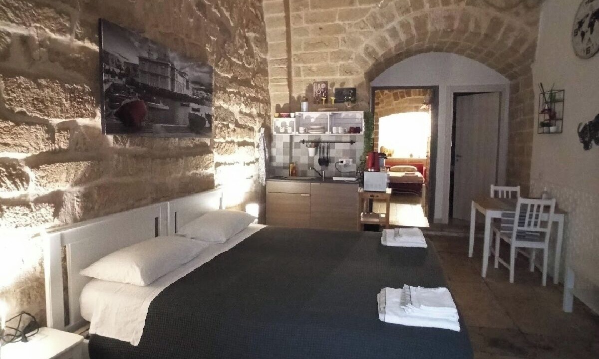 Photo of Bedroom in Bari City Centre