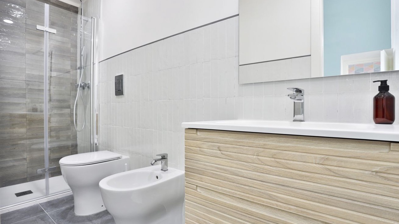 Photo of Bathroom in Naples City Centre