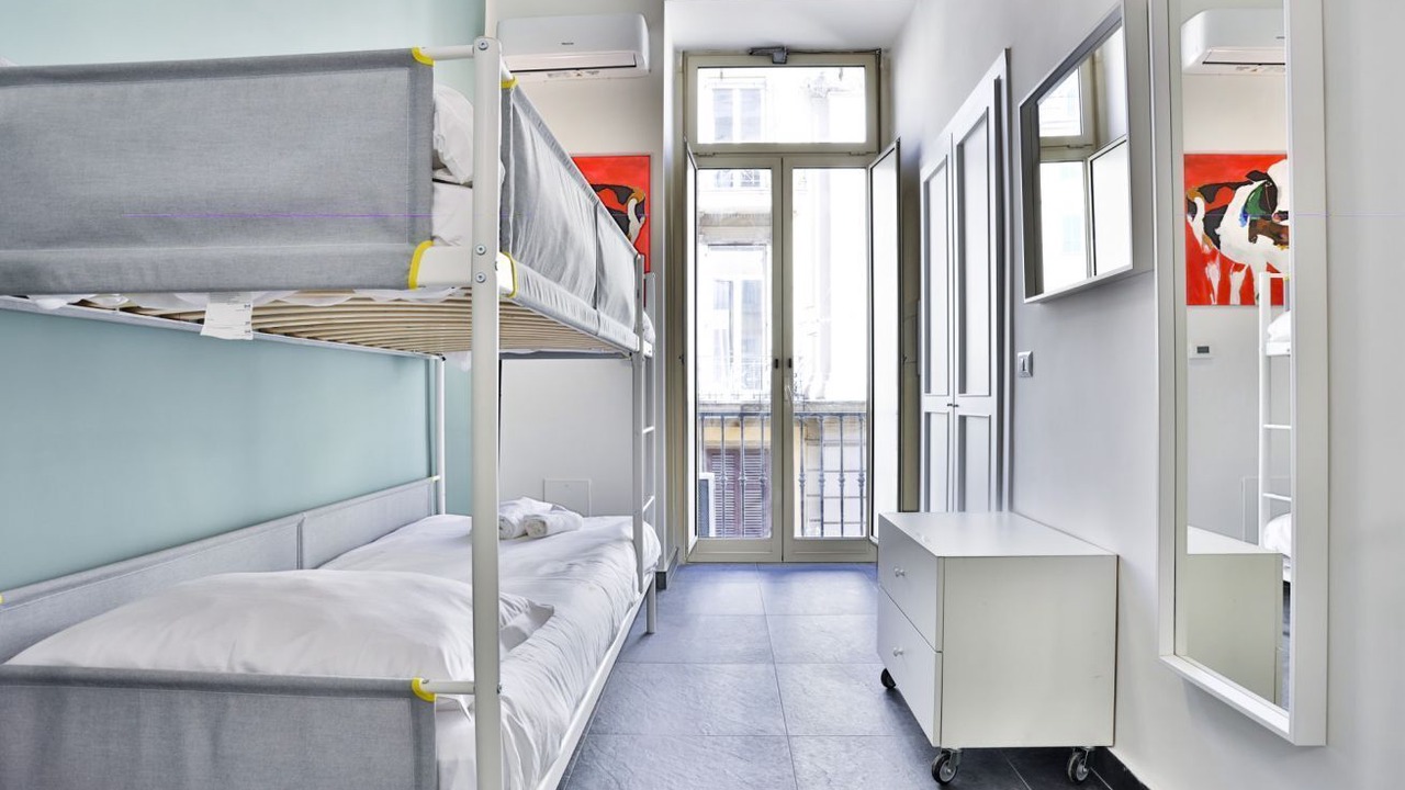 Photo of Bedroom in Naples City Centre