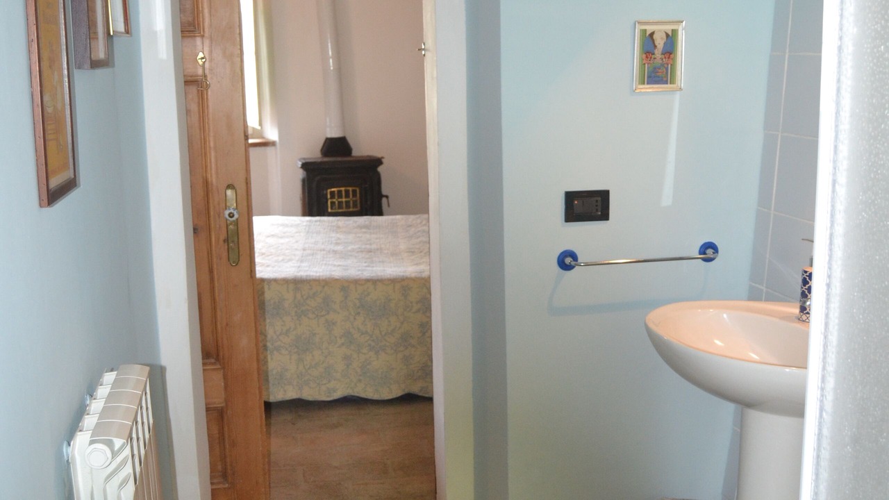Photo of Bathroom in Mengara