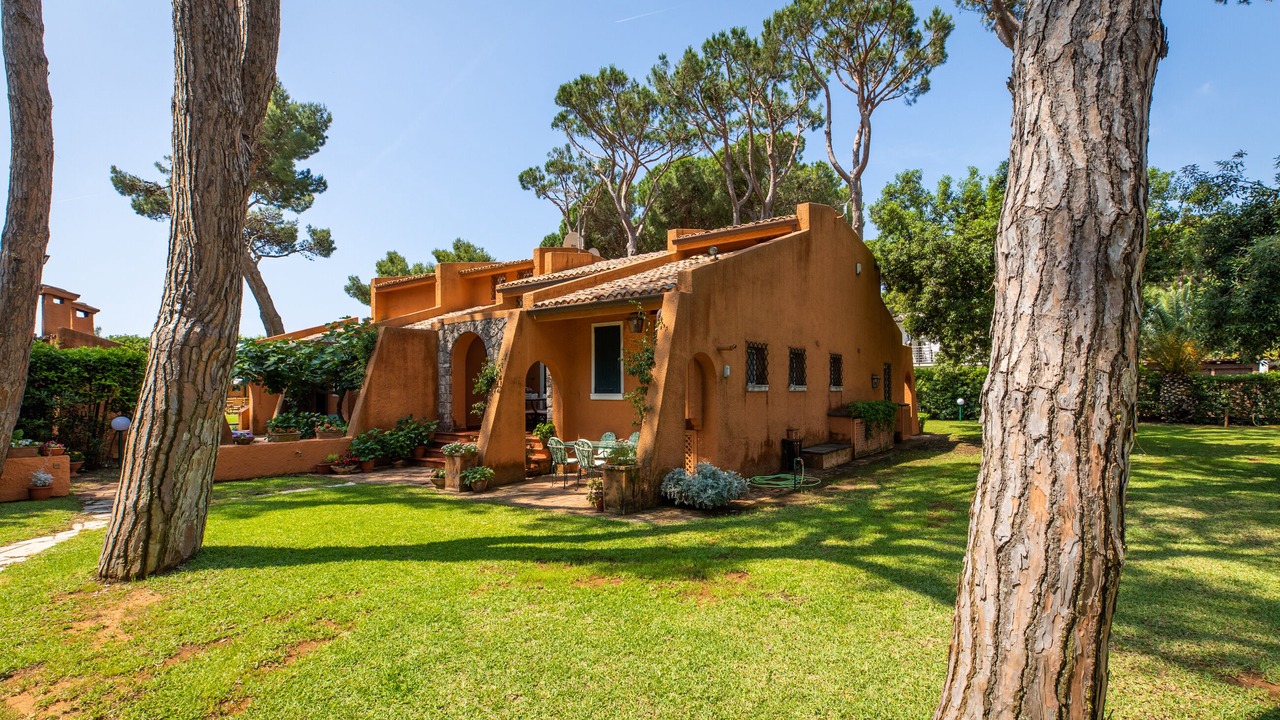 Photo of Outdoor in Latina Lido