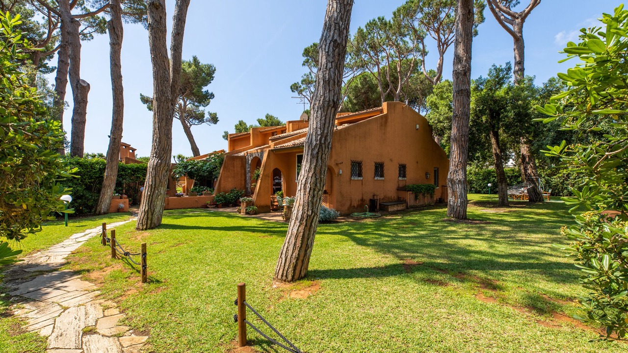 Photo of Outdoor in Latina Lido