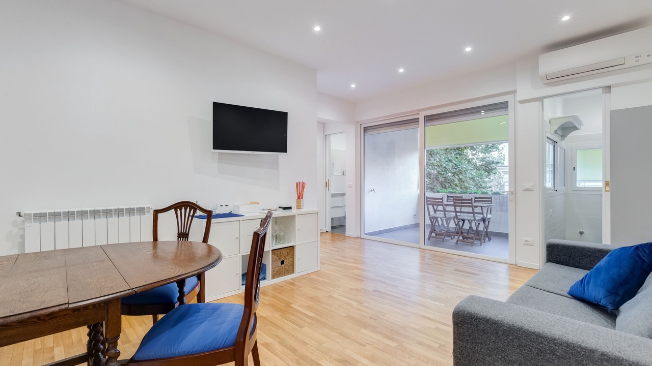 Photo of Livingroom in Prati