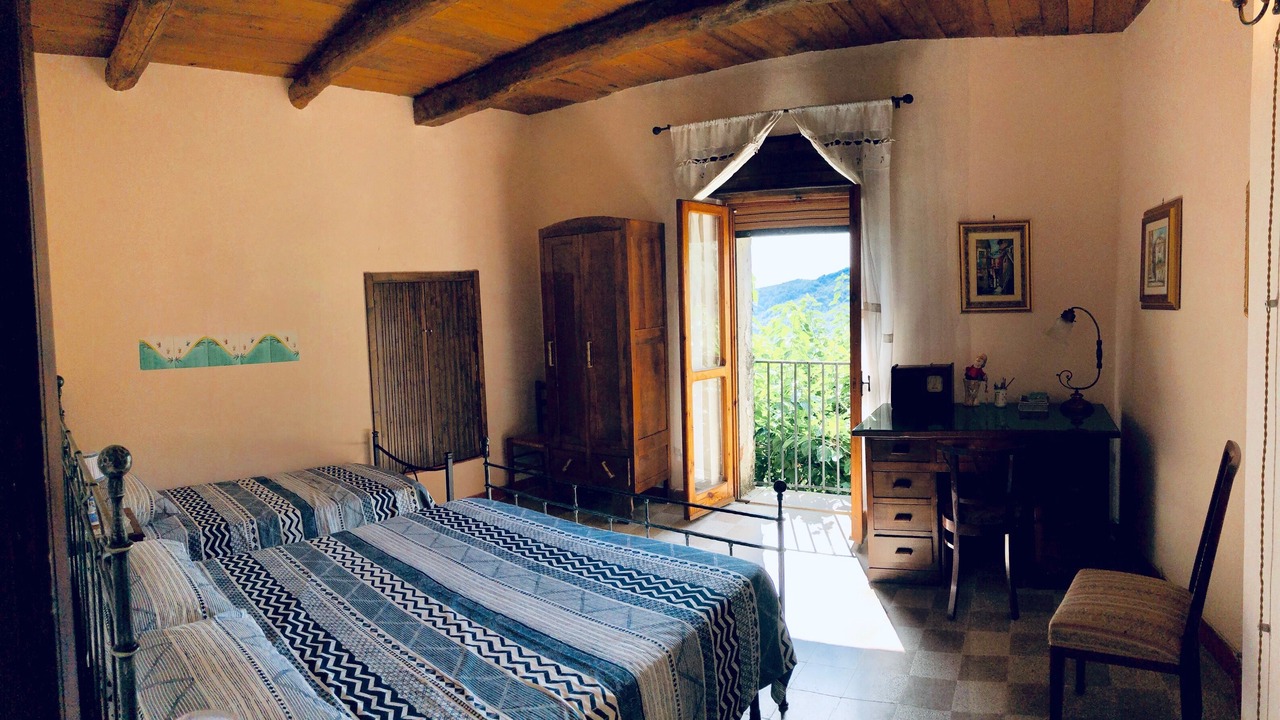 Photo of Bedroom in Piano-Vetrale