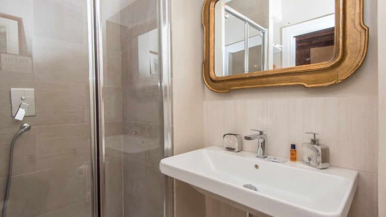 Photo of Bathroom in Monti