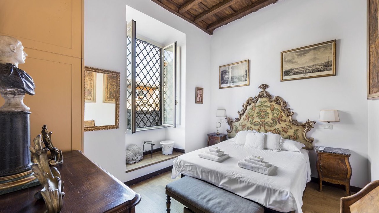 Photo of Bedroom in Rione VI Parione