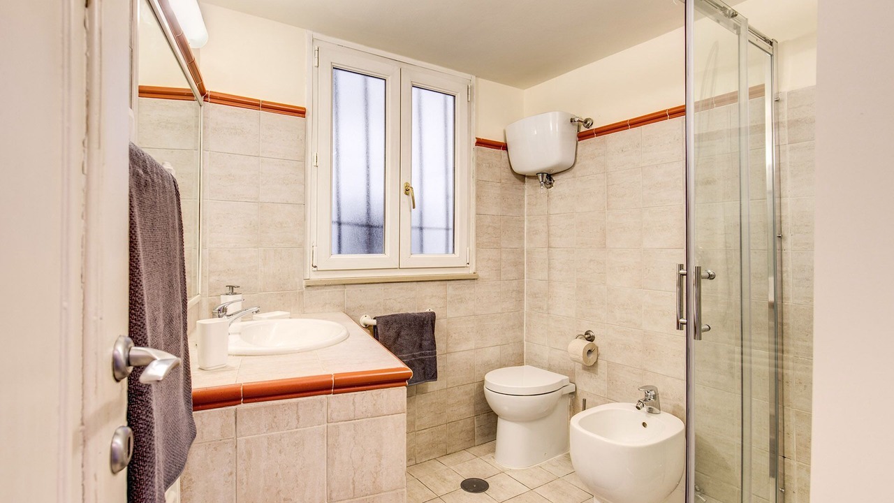 Photo of Bathroom in Trastevere