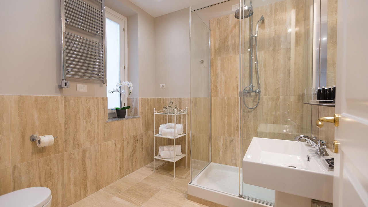 Photo of Bathroom in Rome City Centre