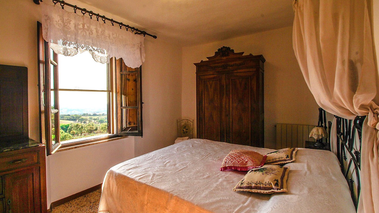 Photo of Bedroom in Scansano