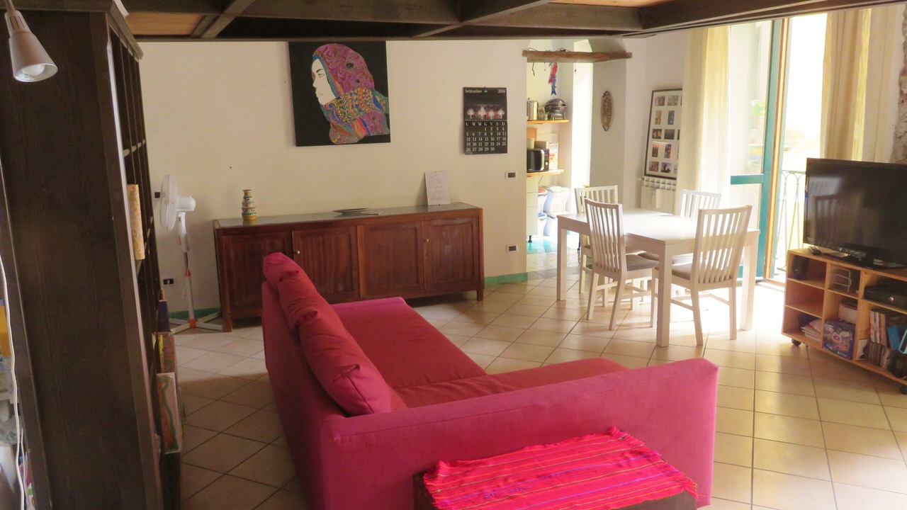Photo of Livingroom in Historical Downtown Salerno