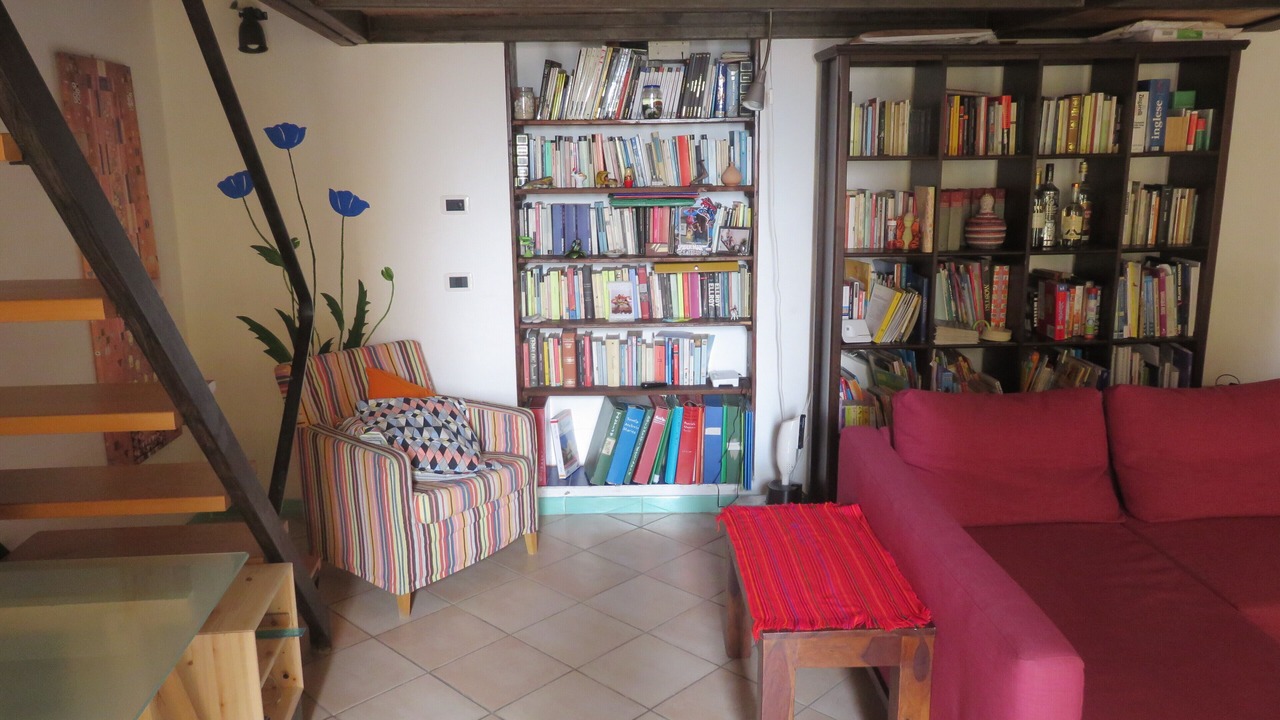 Photo of Livingroom in Historical Downtown Salerno