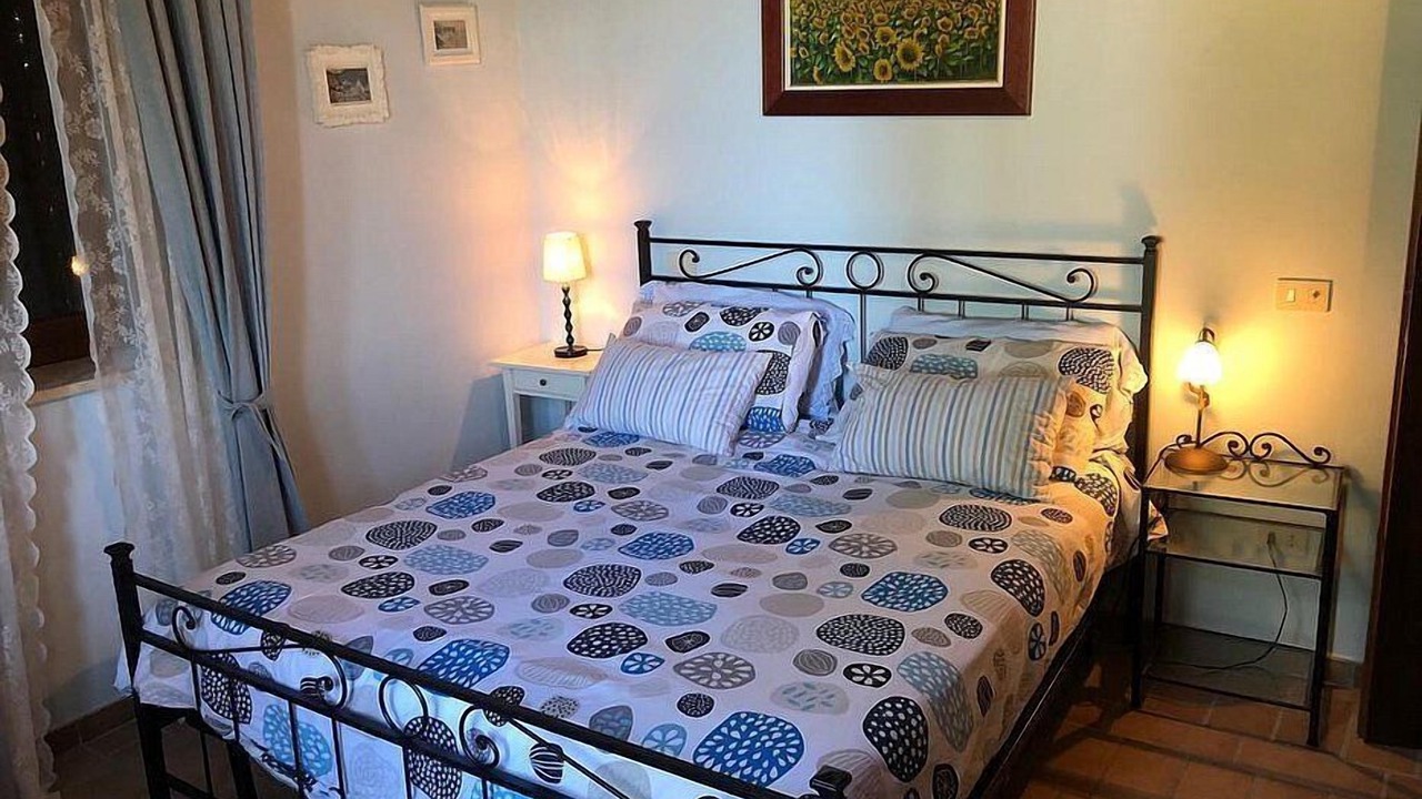 Photo of Bedroom in Todi