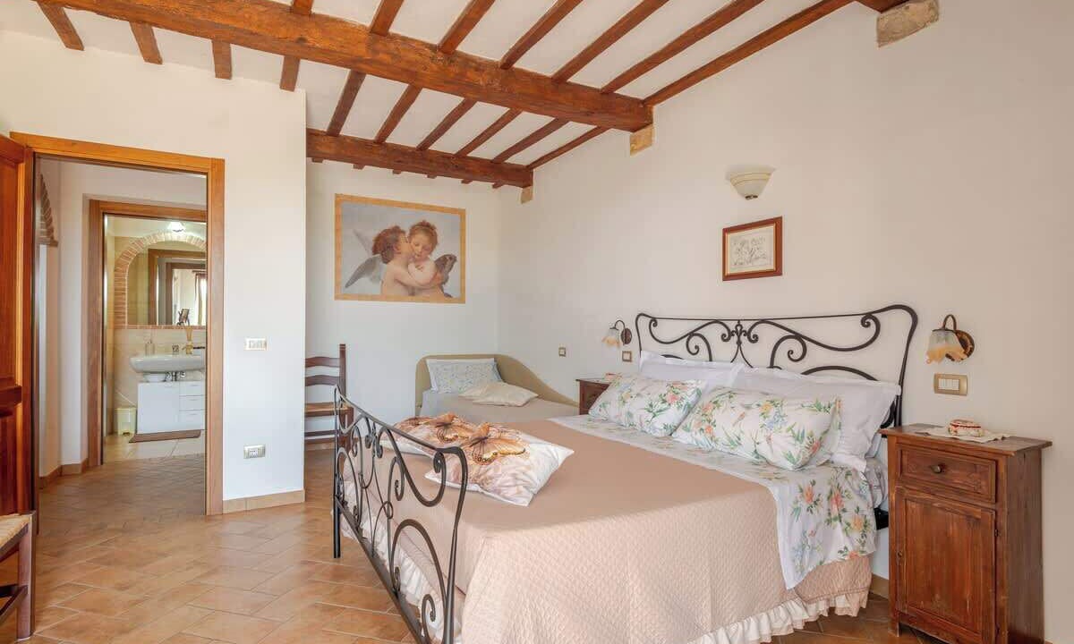 Photo of Bedroom in Fratta