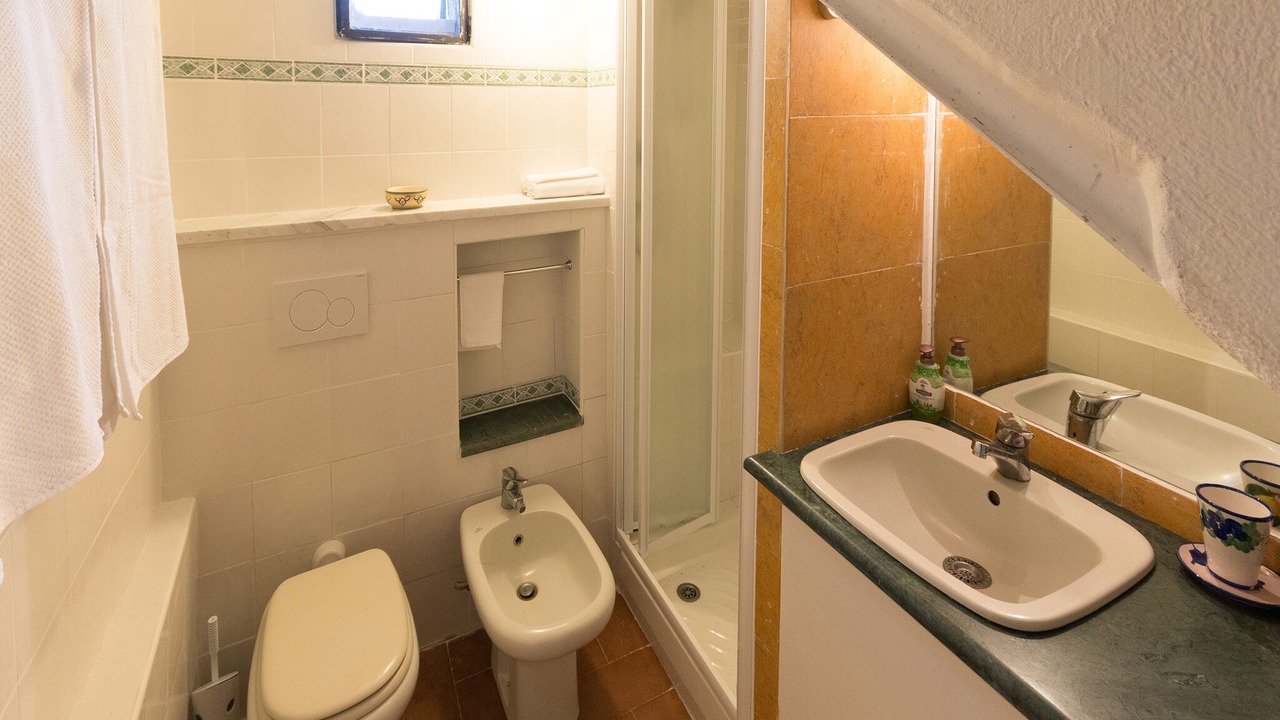Photo of Bathroom in Saturnia
